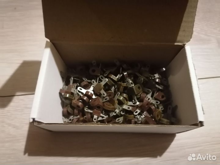 Монтажные стойки