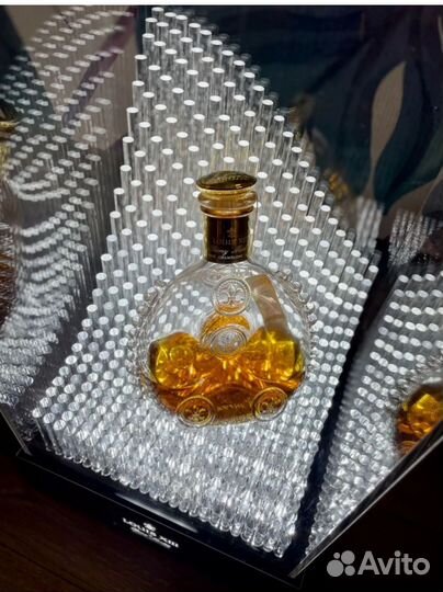 Эксклюзивный дисплей для Remy Martin