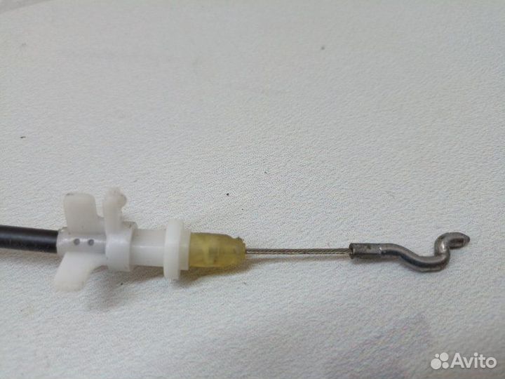 Трос открывания двери передний левый Volkswagen