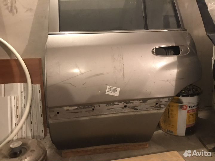 Дверь задняя Toyota Land Cruiser 100