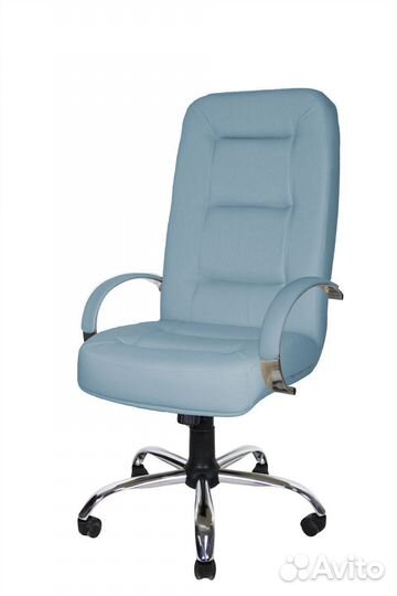Офисное кресло