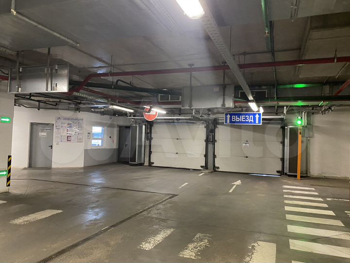 Машиноместо, 13 м²