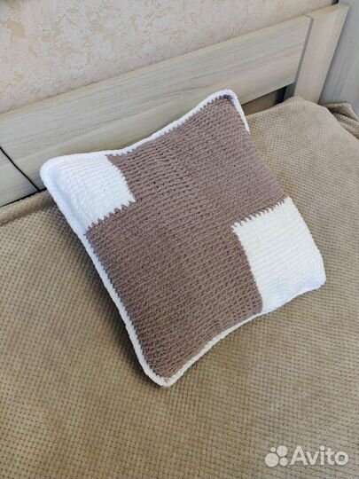 Декоративная подушка
