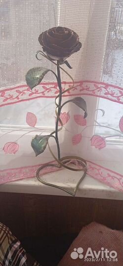 Роза металлическая