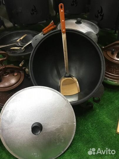 Казан чугунный 10л + лопатка для жарки