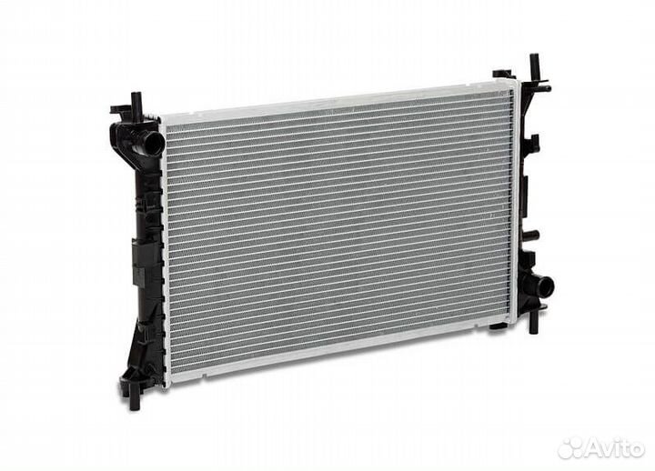 Радиатор охлаждения Ford Focus I 98-05 MT A/C