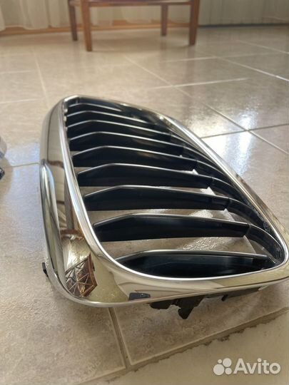 Продам решетку радиатора BMW 5 G30