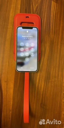 Чехол Apple Leather Sleeve with MagSafe для iPhone