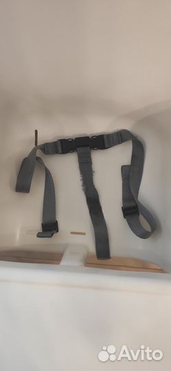 Стульчик для кормления IKEA с подножкой