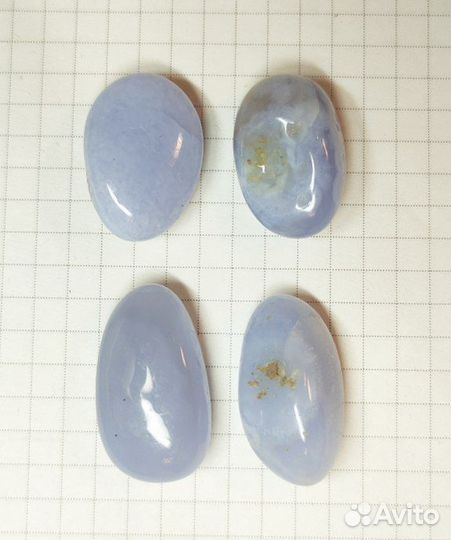 Голубой халцедон, сапфирин