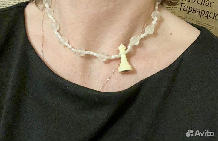 Бусы, колье и чокер 