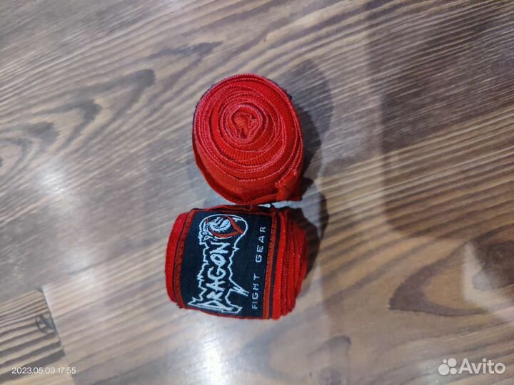 Боксерские перчатки