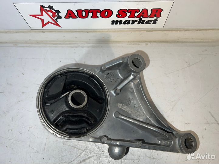Опора двигателя передняя новая Opel Astra H 1.7 D
