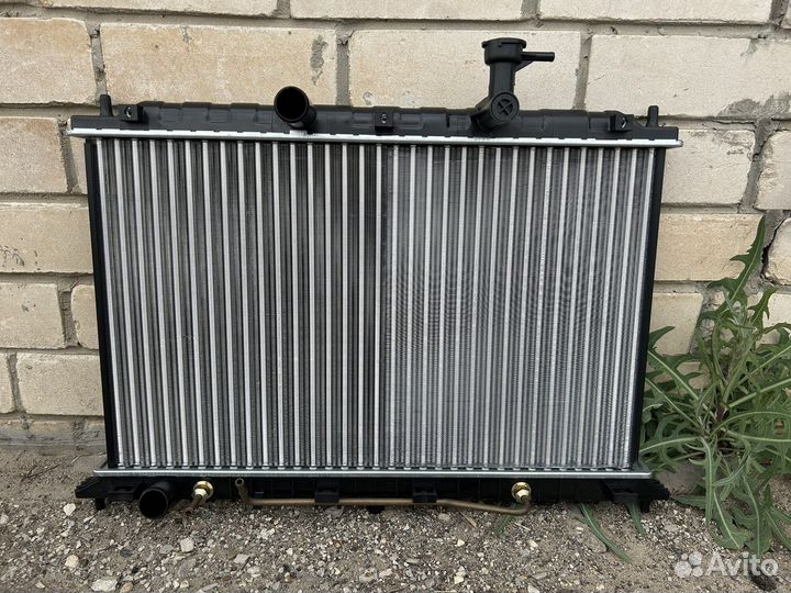 Радиатор двигателя Kia Rio 2 (05-11)