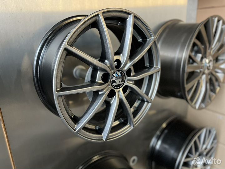 Новые комплект R15 Volkswagen Polo Skoda Rapid