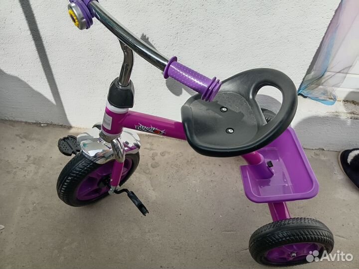 Детский трехколесный велосипед новый