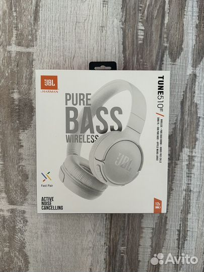 Беспроводные наушники JBL tune 510bt и tune 700bt