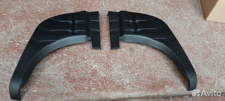 Накладки на задний бампер тойота tundra