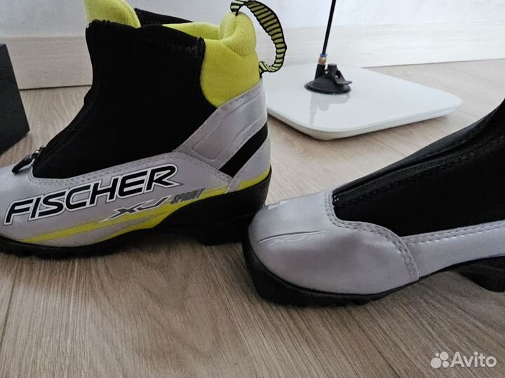 Лыжные ботинки fischer