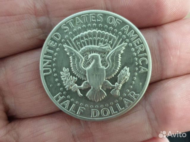 Монета США в 50 центов