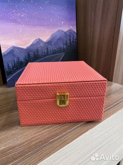 Шкатулка для украшений