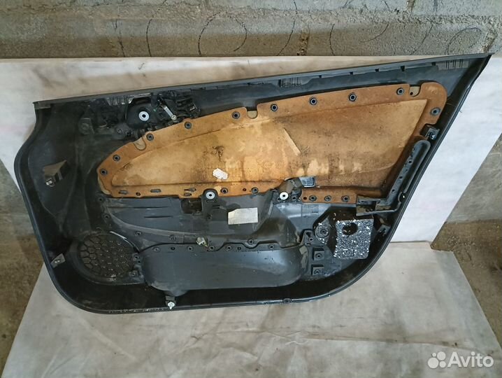 Opel Corsa D Обшивка двери передней левой