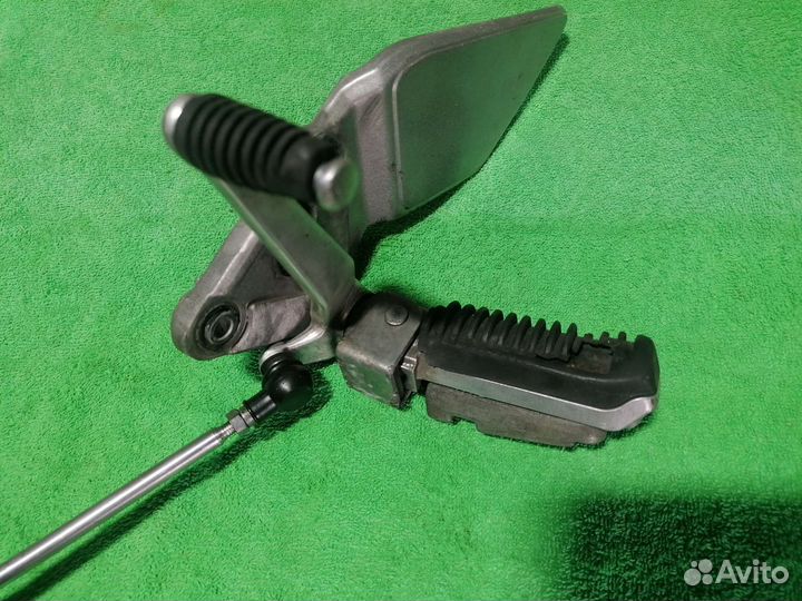 Подножка левая Suzuki GSF1200 Bandit 2001-2006