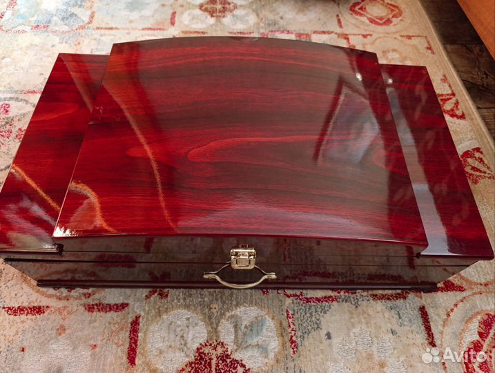 Набор столовых приборов новый 72 предмета