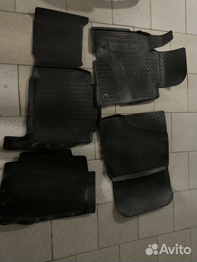 Продам коврики toyota land cruiser 200