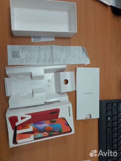 Коробки от телефона Самсунг