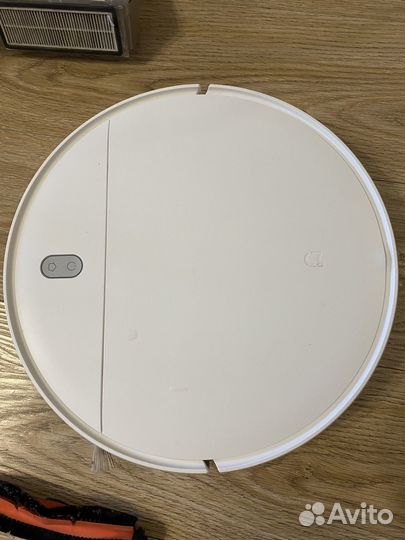 Xiaomi MiJia Sweeping Robot G1 Робот-пылесос