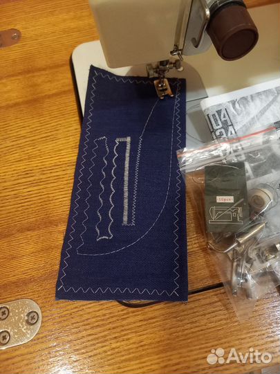 Швейная машина Чайка 143