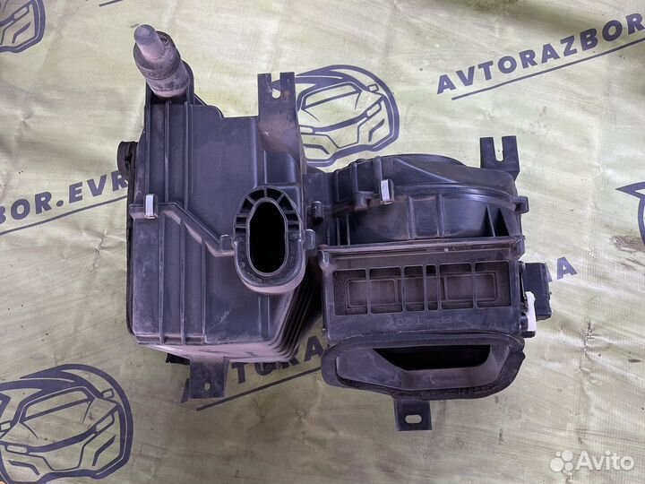 Корпус моторчика отопителя kia spectra