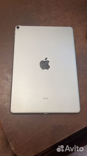 iPad pro 10.5. 64 gb 2018 2 поколения