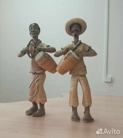 Большие статуэтки Куба