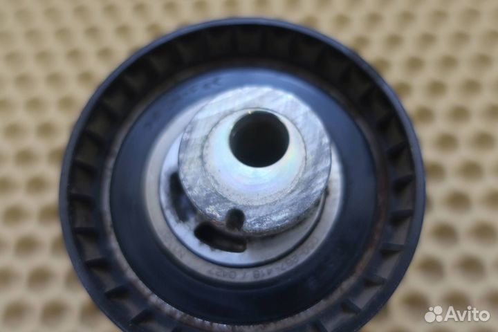 Натяжитель ремня грм 211761006238