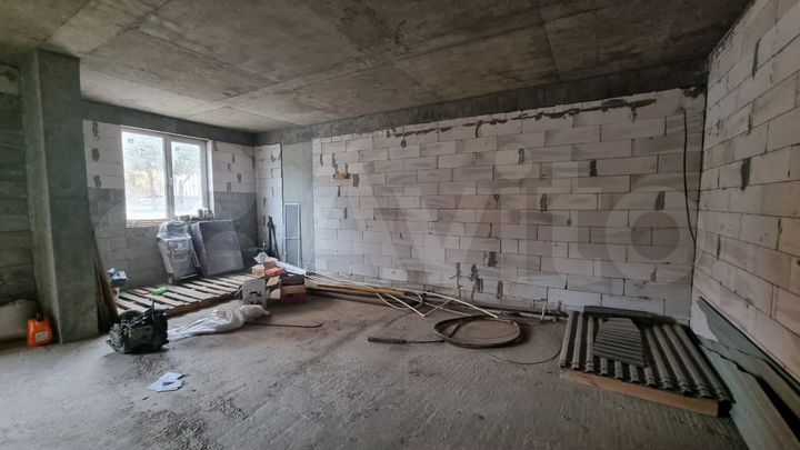 2-к. квартира, 79 м², 1/5 эт.