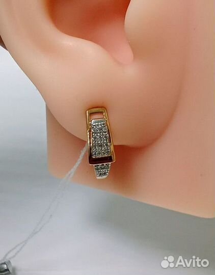 Золотые серьги с фианитом