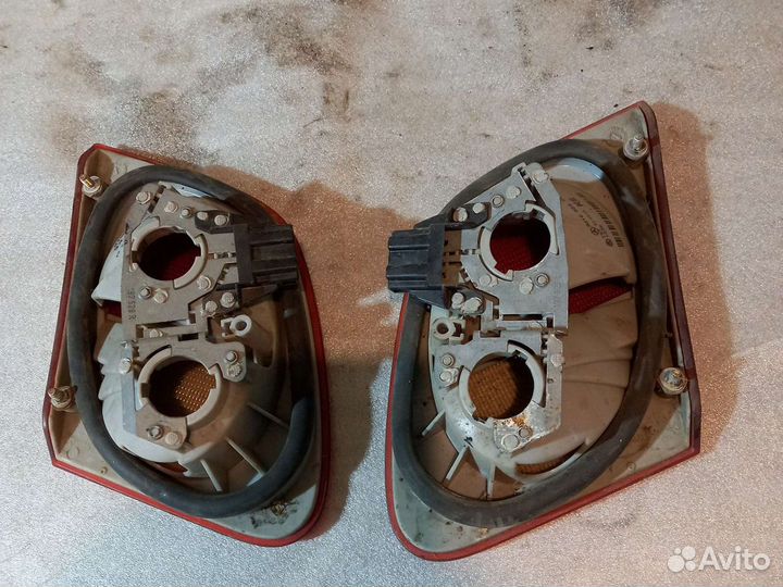 Фонарь задний Мерседес E-class W210