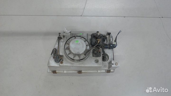 Фара (передняя) Hyundai Galloper, 1999