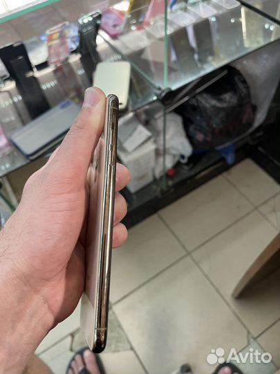 iPhone xs max 64gb