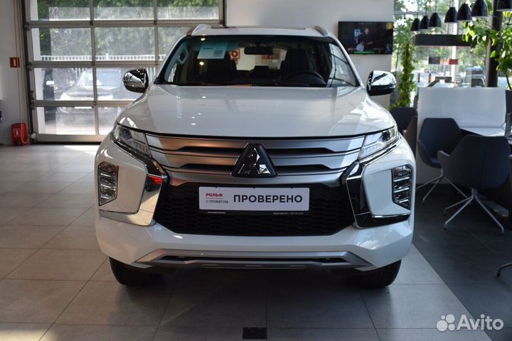 Mitsubishi Montero Sport 3.0 AT, 2023