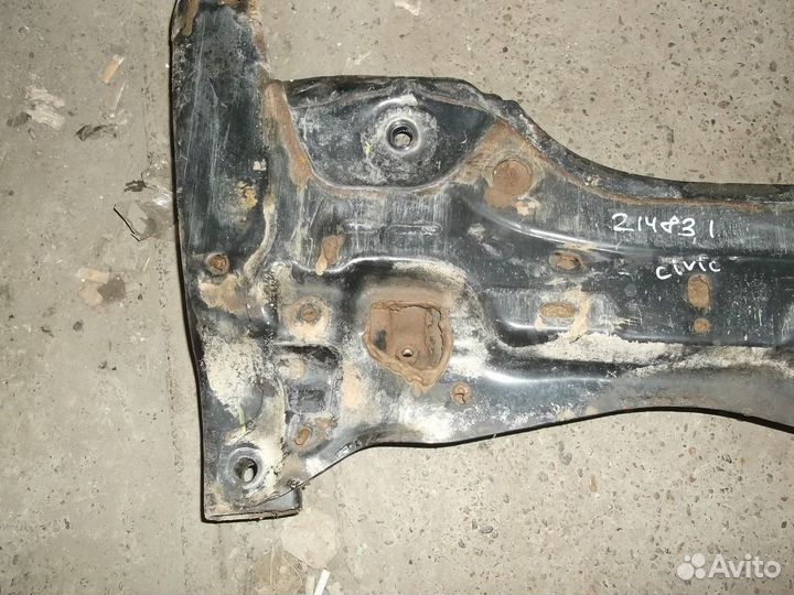 Балка подмоторная (Kia Rio)