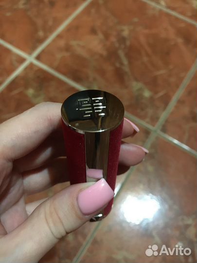 Помада givenchy le rouge