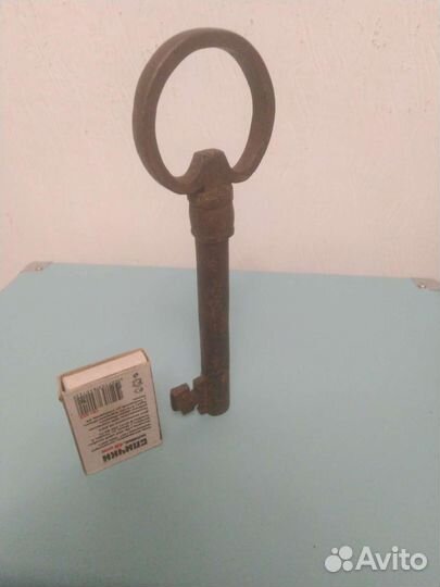 Ключ амбарный
