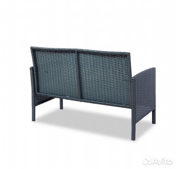 Диван из искусственного ротанга