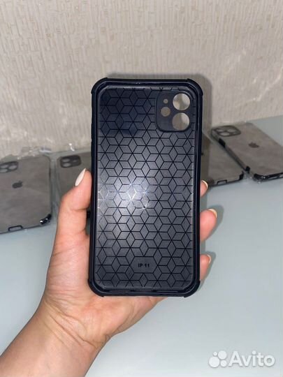 Чехол на iPhone