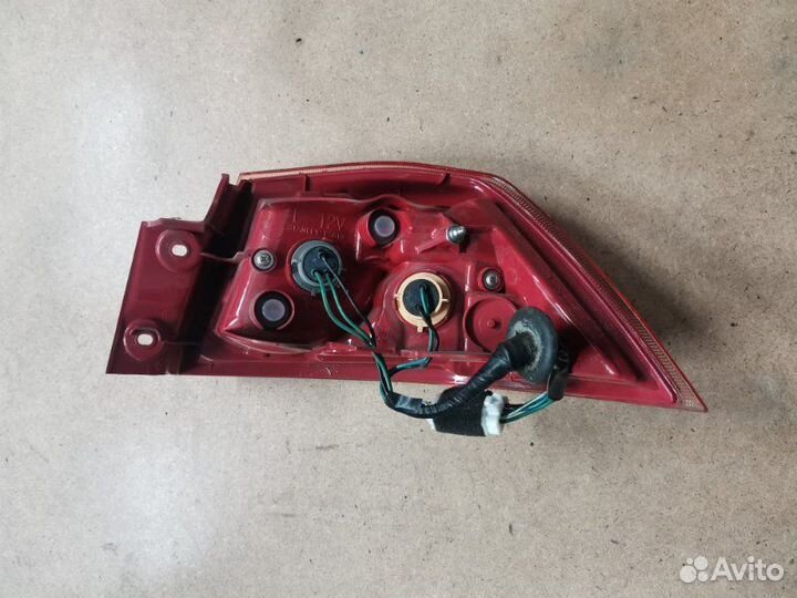 Стоп-сигнал задний левый Mitsubishi Lancer