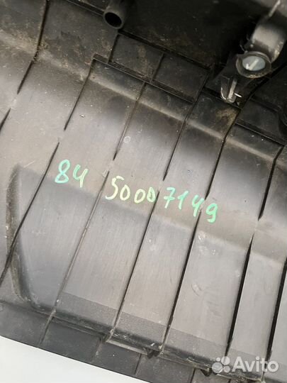 Обшивка багажника Лада Веста седан