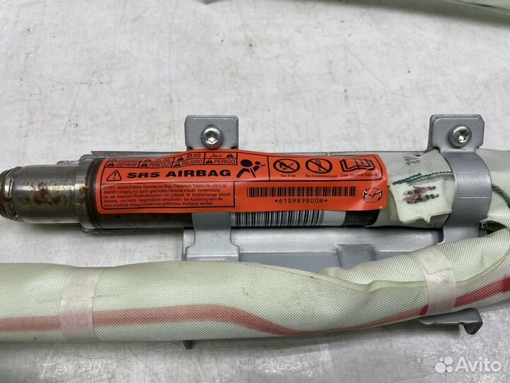 Шторка безопасности L/R Mazda 3 BL седан